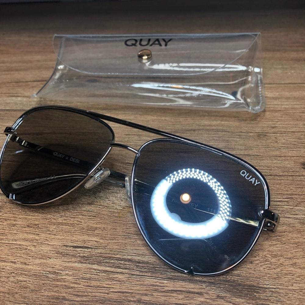 *BRAND NEW* Quay x Desi High Key Sunglasses Silver